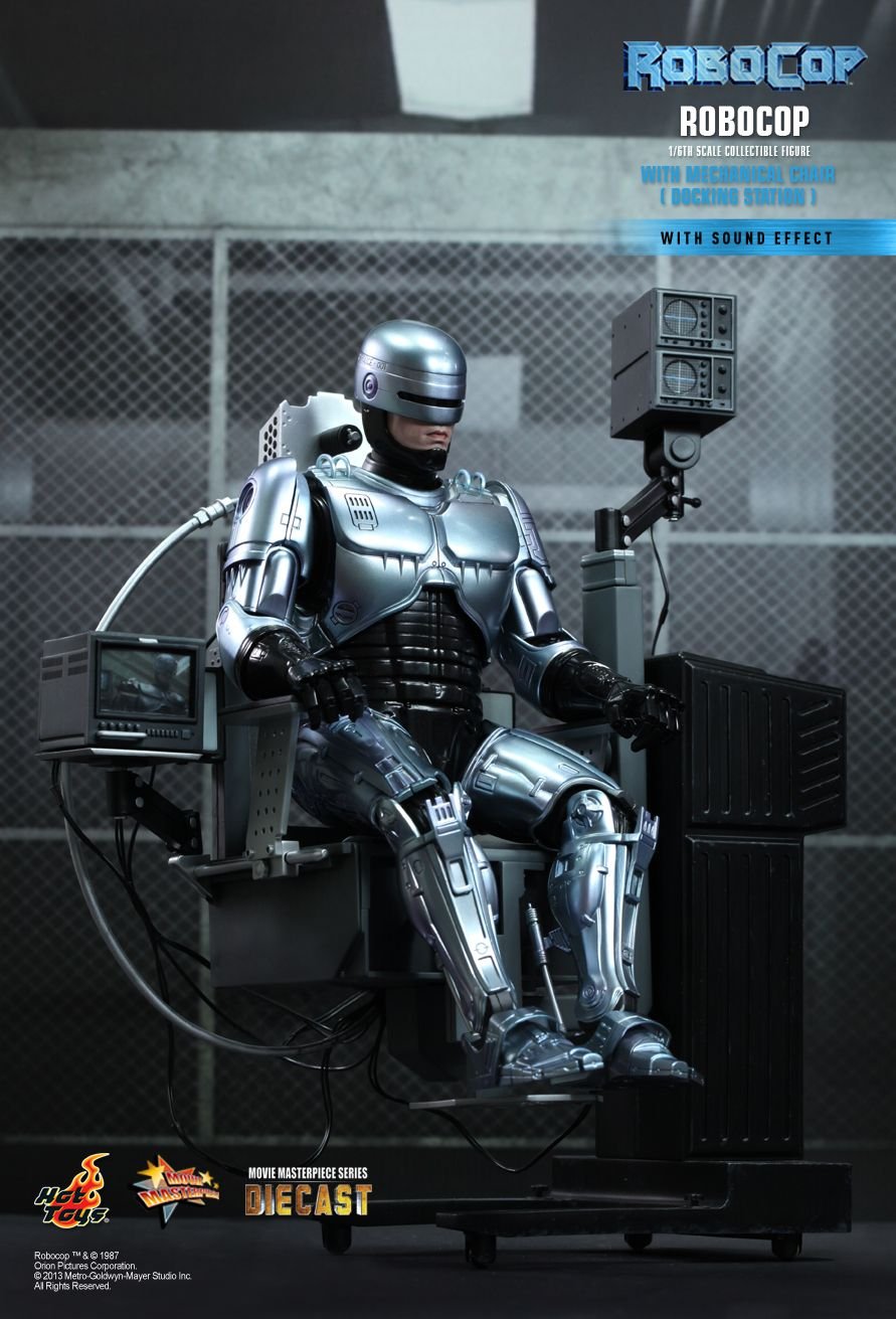 ホットトイズROBOCOP 12インチフィギュア メカニカルチェア付き ROBOCOP COLLECTIBLE FIGURE WITH MECHANICAL CHAIR (DOCKING