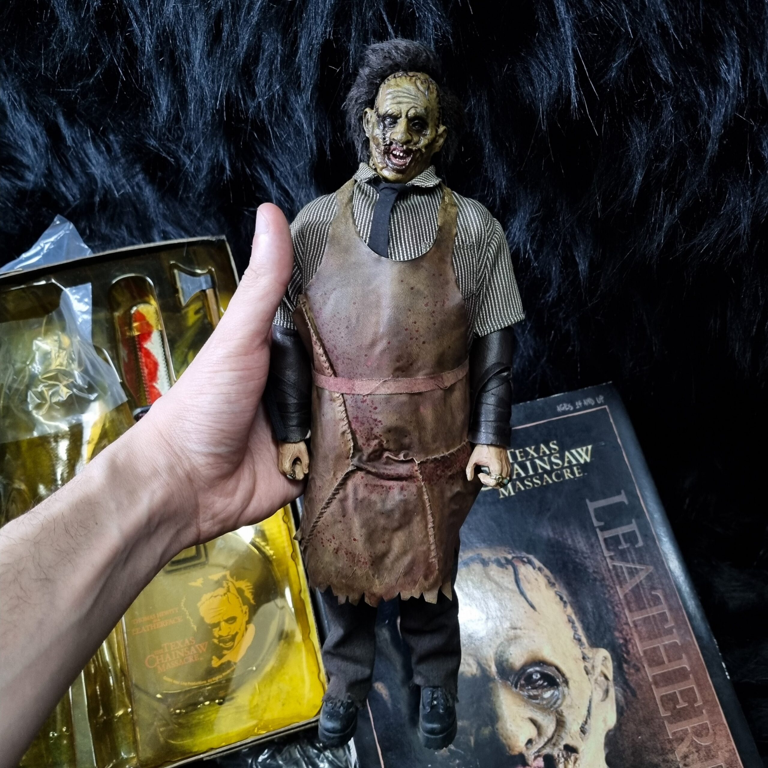 Sideshow Leatherface “Thomas Hewitt” (Exclusive) 1/6th Scale