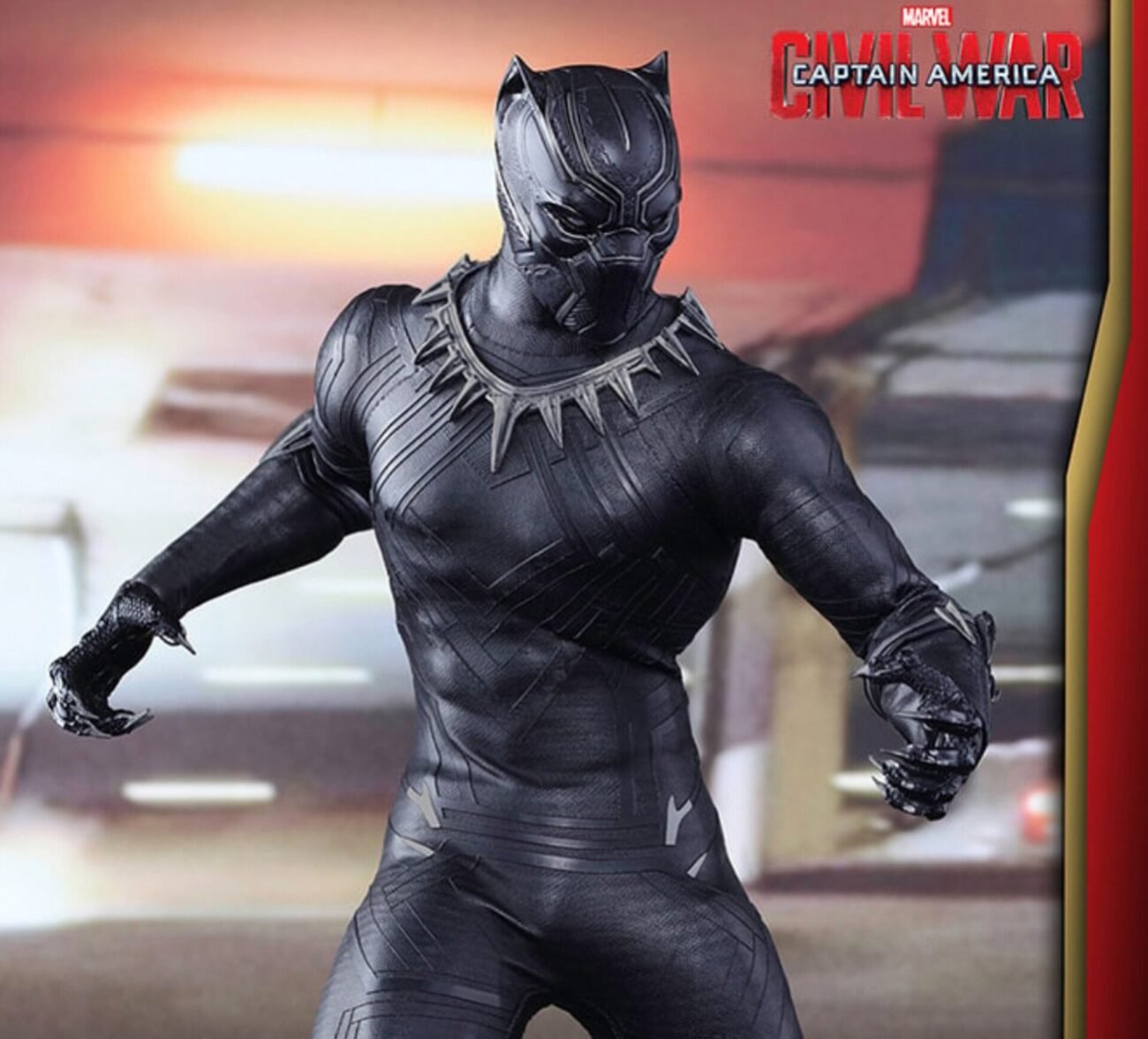 Black Panther Sixth Scale Figure by Hot Toys