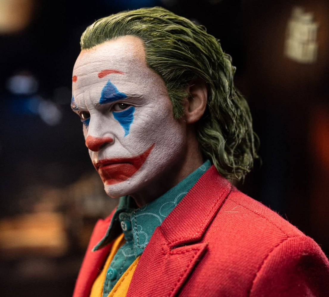 The Joker (Artisan Edition) Sixth Scale Figure by Hot Toys