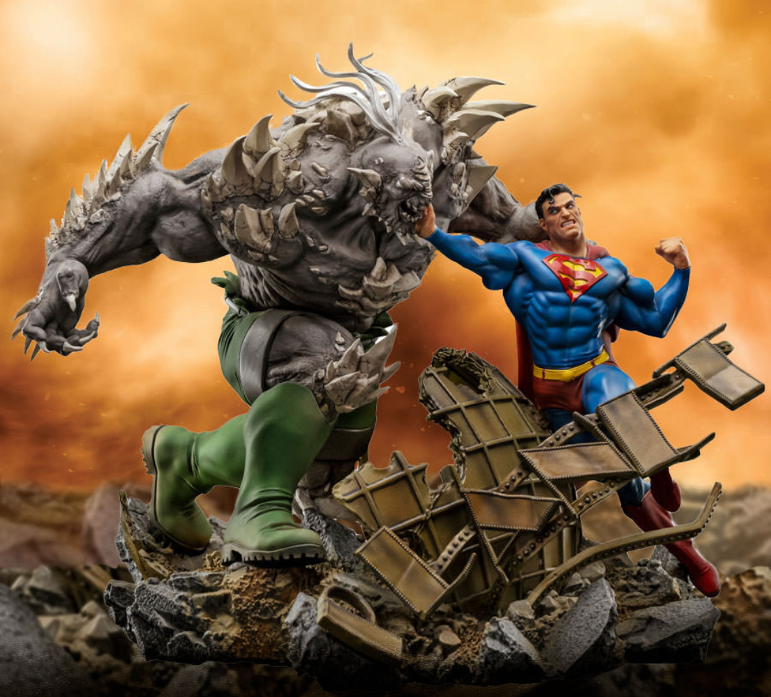 Superman Vs Doomsday 1:10 Scale Statue by Iron Studios