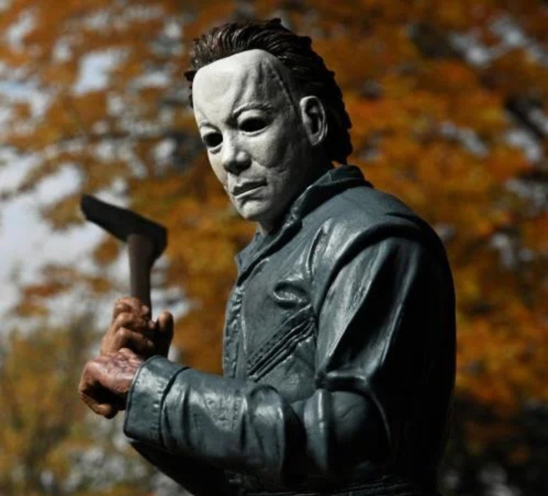 Halloween: The Curse of Michael Myers Ultimate Michael Myers Action Figure BY NECA