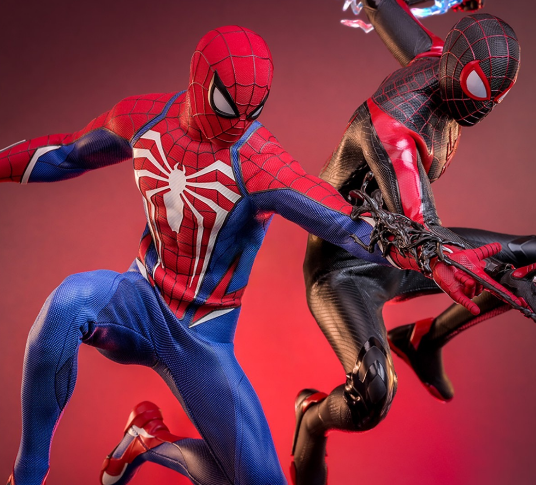 Peter Parker Exclusive (Advanced Suit 2.0) Sixth Scale Figure by Hot Toys