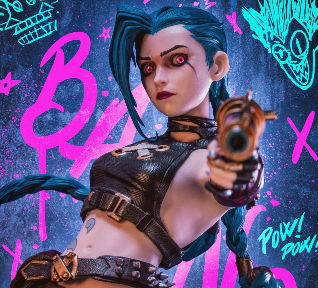 Jinx Sixth Scale Figure by Hot Toys