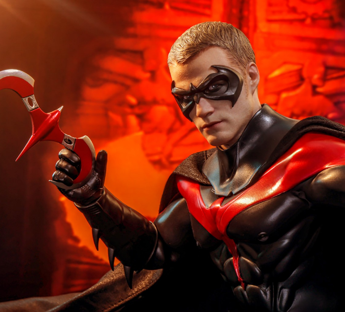 Robin Sixth Scale Figure by Hot Toys